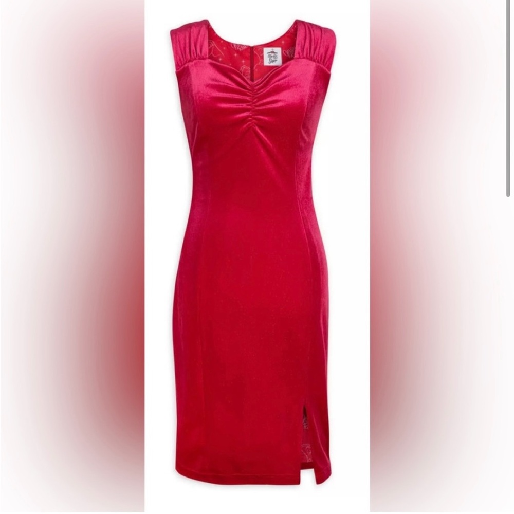 Elegant Red Velvet Dress - Picture 2 of 5